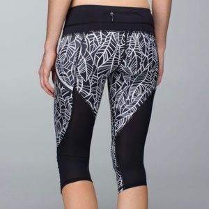 Lululemon Athletica Crop Leggings